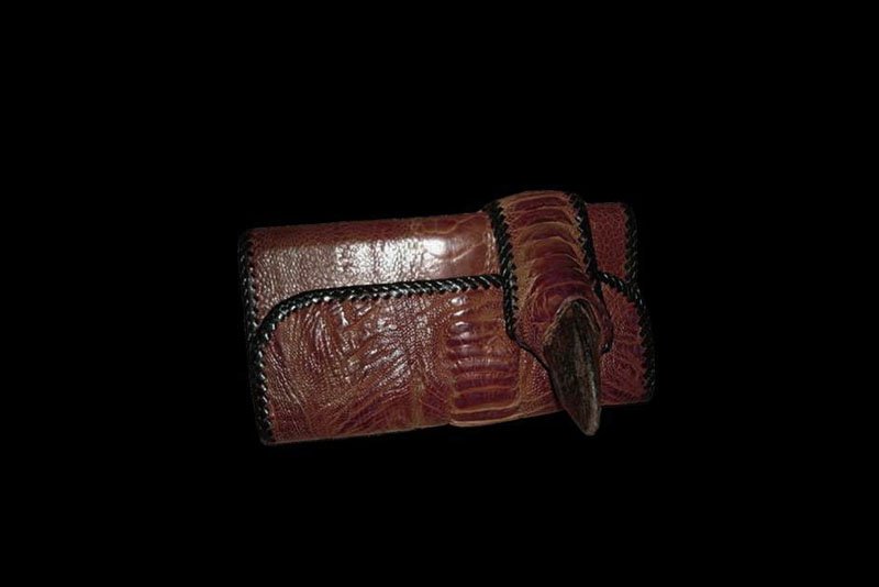 CHANEL Card Holder in Black Ostrich Leg Leather at 1stDibs  ostrich card  holder, ostrich leg leather wallet, chanel leg purse